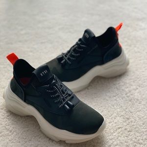 Steve Madden Myles Camo Sneaker